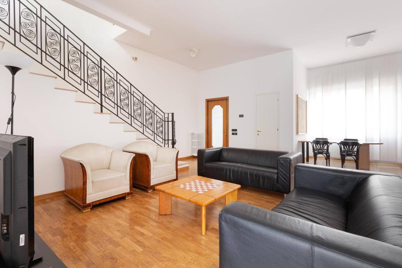 Villa Ca' Stellini - Comoda Casa Indipendente Con Parcheggio Privato Milano